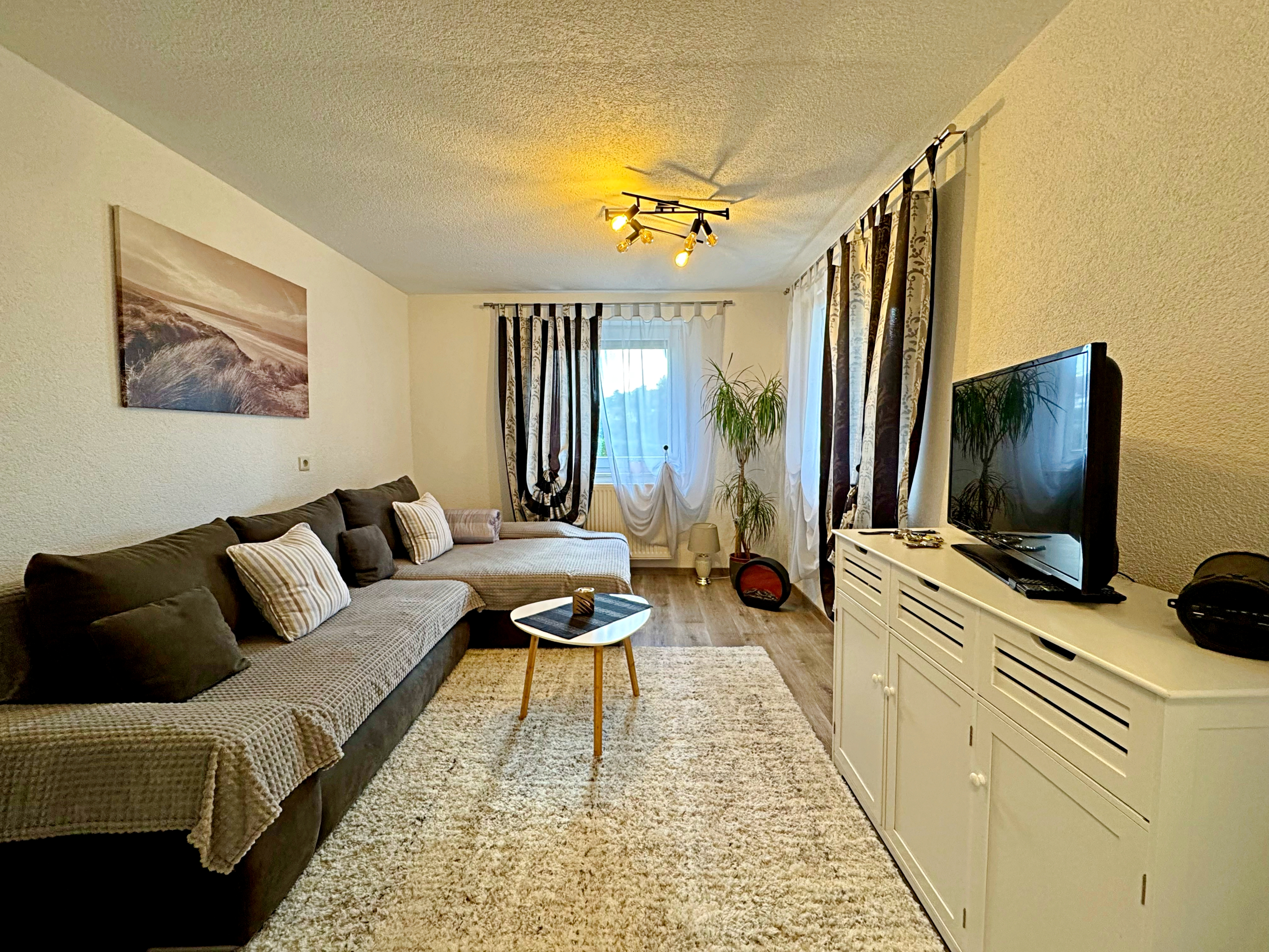 Gepflegtes Einfamilienhaus mit Garage in Riedlingen / Neufra Bild 3