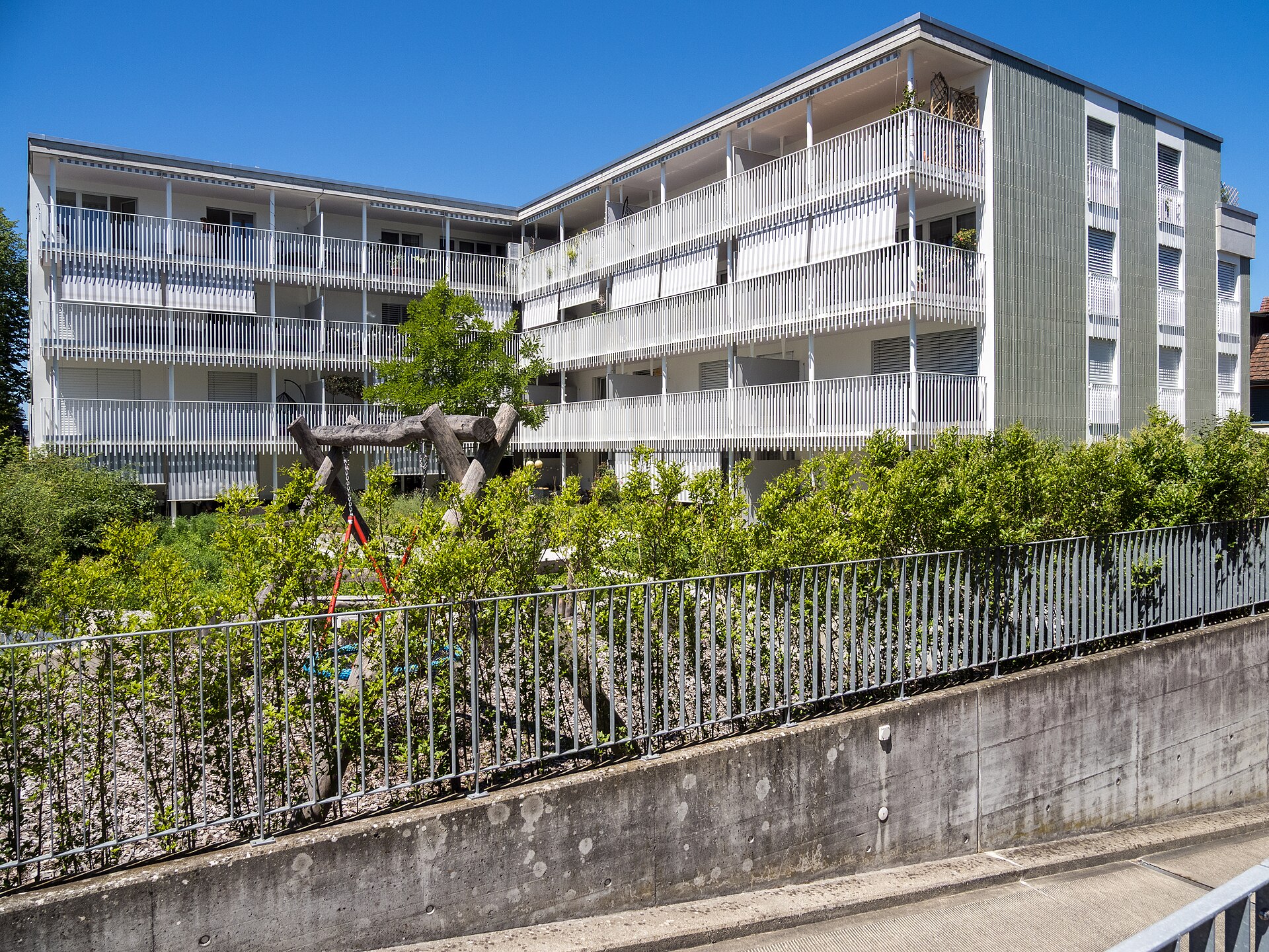 Mehrfamilienhaus mit Balkonen, Erhaltungsrücklage der WEG