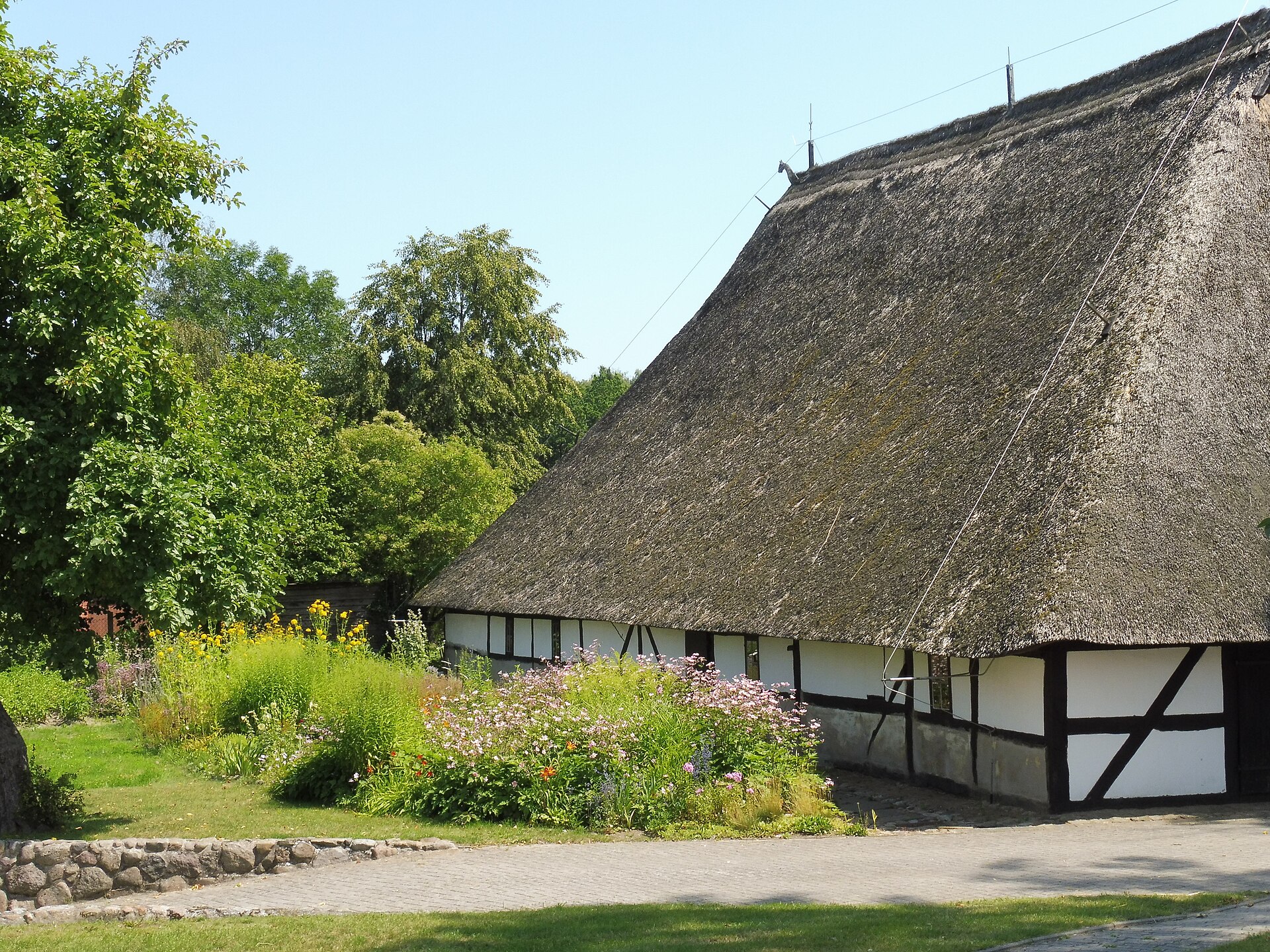 Altes Elternhaus mit Garten, Haus geerbt